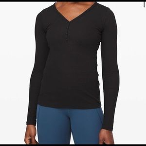 lululemon Close Call Henley Long Sleeve sz 2